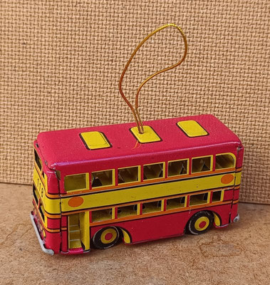 Autobús colgar. Ref 366. 5x9x3