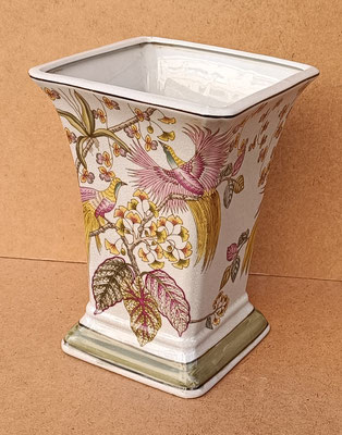 Jarrón porcelana. Ref 1392420. 25,5x19