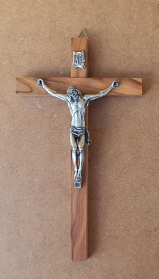 Cruz madera de olivo. 18x10