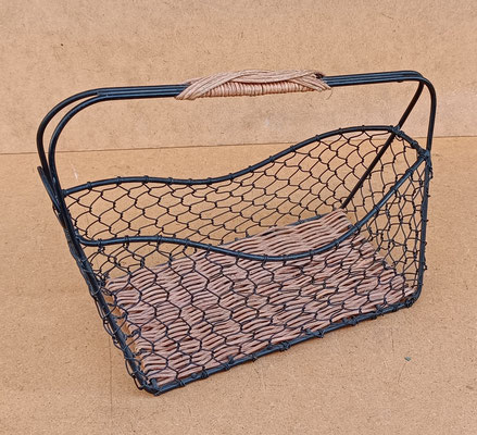Botellero rejilla y ratán. 28x13x21