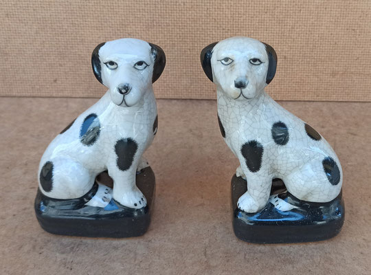 Perros porcelana. Ref 1391450. 11x6x4