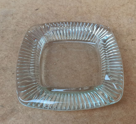 Cenicero cristal. 12,5x12,5