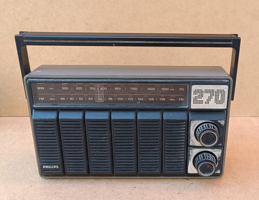 Radio vintage Philips. 19x24x6