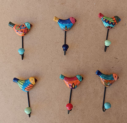 Percha pájaro cerámica. Ref 36496. 7x3,50x12 