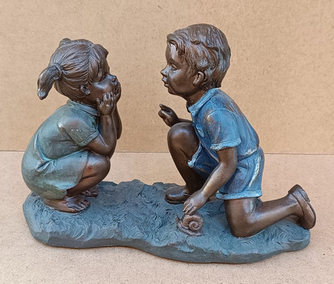 Figura resina efecto bronce. Ref 93806. 18x28x11