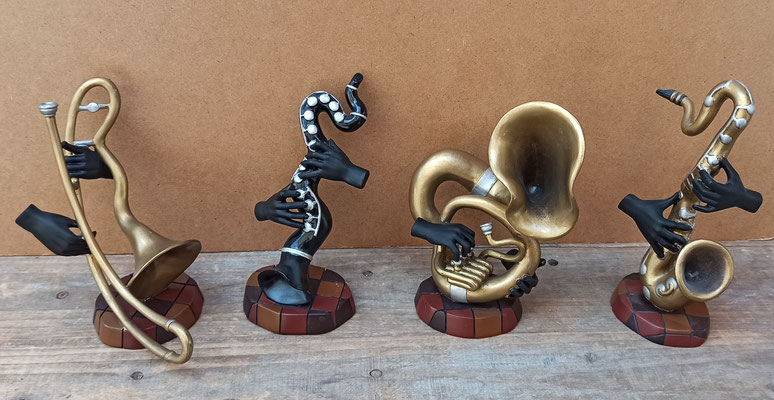 Instrumentos Jazz resina. Saxo no disponible
