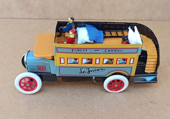 Autobús Burgos-Carrión réplica Payá. Ref RP55. 10x17x6
