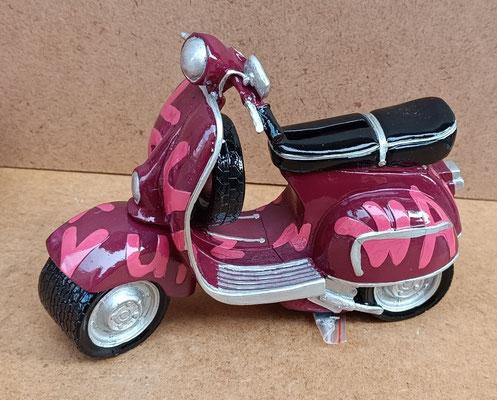 Hucha moto resina. Ref 94597. 13x18x8