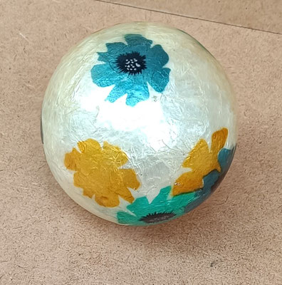 Bola decorativa resina. Ref 13065018. 9 cms