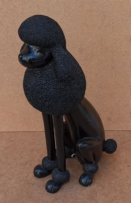 Caniche resina. 30x12x15