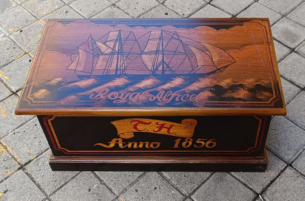 Baúl madera. 71x38x35