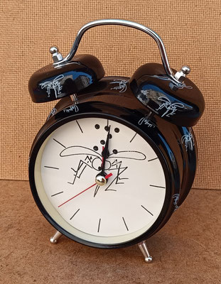 Reloj despertador mosquito. Ref 4994. 18x13