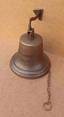 Campana bronce Titanic pared. Ref 10100921. 25x18