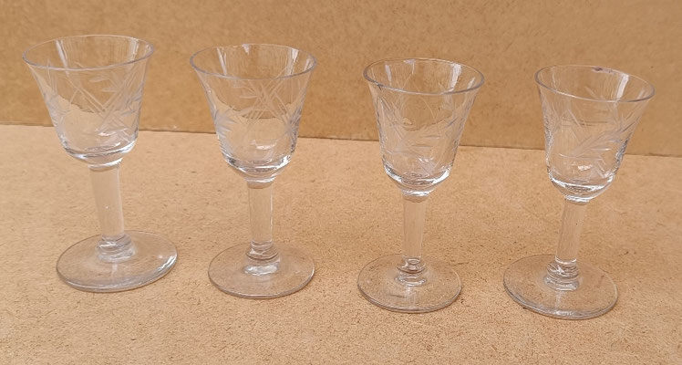 Copas cristal tallado. 10 unidades disponibles. 9x4,5