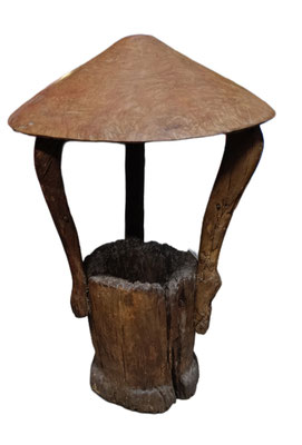 Lámpara de madera de teca. Origen Tailandia. 80x58