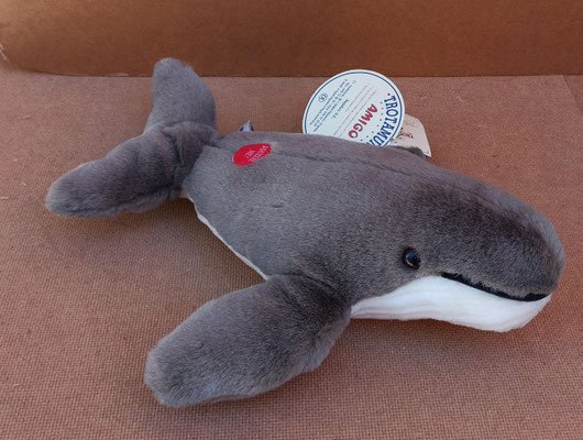 Peluche ballena con sonido. Ref 21179. 9x30