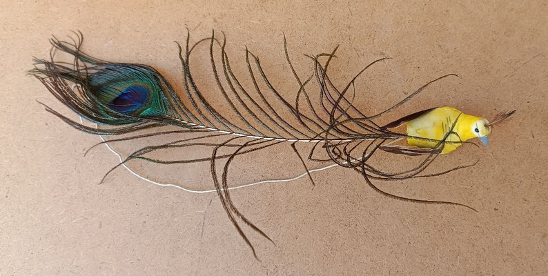 Pavo real porexpan. 5x27