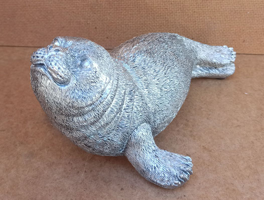 Foca resina. Ref 412011. 20x13.