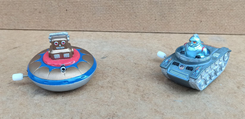 Platillo robot mini Ref VR01. Tanque robot ref VT04