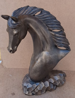Cabeza caballo resina. Ref 25125. 40x22x14