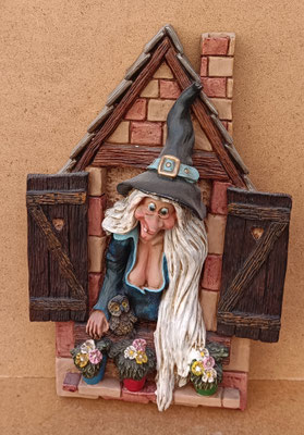 Bruja en ventana para pared resina. Ref 491. 40x25x10
