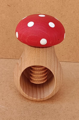 Cascanueces de madera. Ref GALI. 10x6