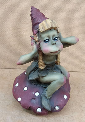 Paor. Hada resina. Ref 327C. 14x10x9
