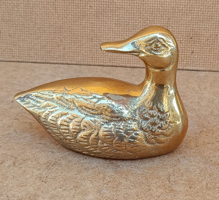 Pato bronce. 8x10x5