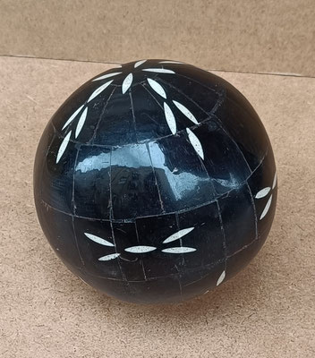 Bola decorativa resina. Ref 36747. 13 cms 