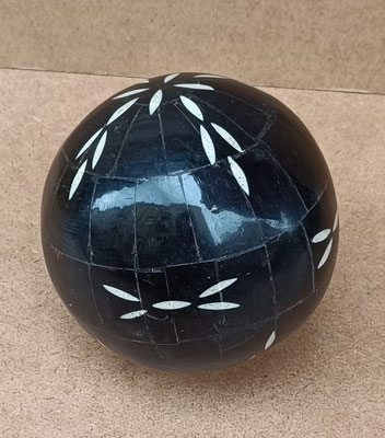 Bola decorativa resina. Ref 36747. 13 cms 