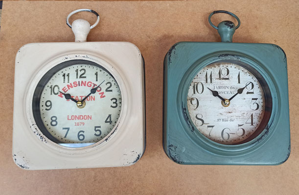Reloj cuadrado pared. Ref 61946. 18x28.
