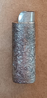 Funda para mechero metal. 7,5x2,5x1,5