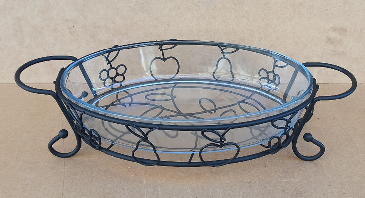 Bandeja Marinex con soporte metal. 47x25x12