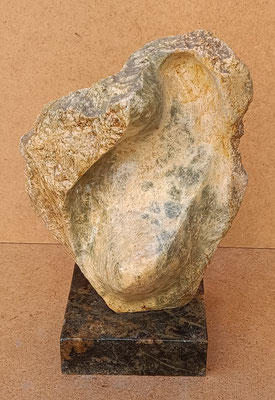 Escultura piedra jabón. Ref 807B. 22x14x9,5