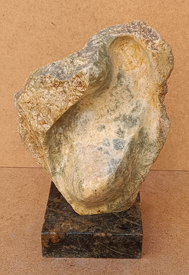Escultura piedra jabón. Ref 807B. 22x14x9,5