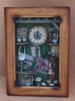 Reloj golf resina y madera. Ref 24014924. 36x26x7
