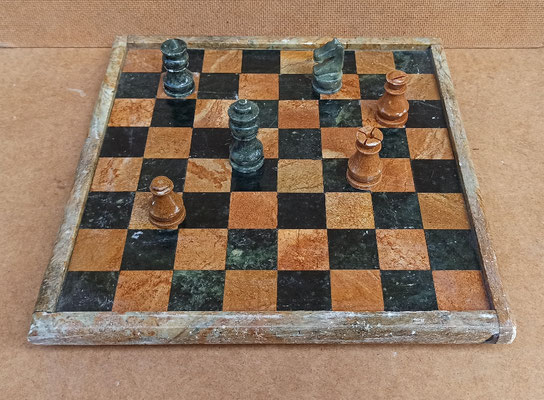 Ajedrez piedra jabón. 19x19. Diferentes modelos de fichas 