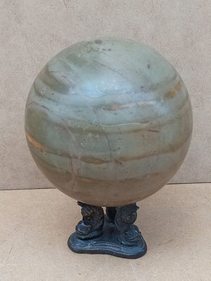 Bola mármol 12 cms. Ref 10012. Soporte delfines metal ref 26119.