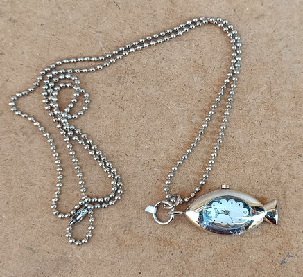 Reloj cadena a pila. Ref FR019. 4,5x2