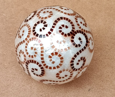Bola decorativa resina. Ref 51002. 10 cms