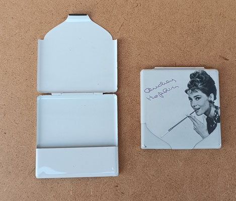 Pitillera Audrey Hepburn. Ref 62500154. 9x9