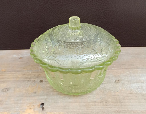 Bombonera de cristal con tapa. Ref24142523748. 14x13