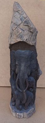 Talla de elefantes madera. Origen Tailandia. Ref EL1240. 64x18x9 