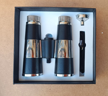 Petaca forma de prismáticos con embudo. Ref 34012598. 15x13x5