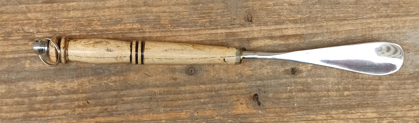 Calzador metal y madera. Ref 0243. 38x3,5
