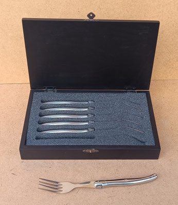 Juego 6 tenedores acero inoxidable Laguiole. Ref 3008. 4x27x17. 4 juegos disponibles