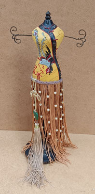 Maniquí resina. Ref QS2607. 34x16x8,5