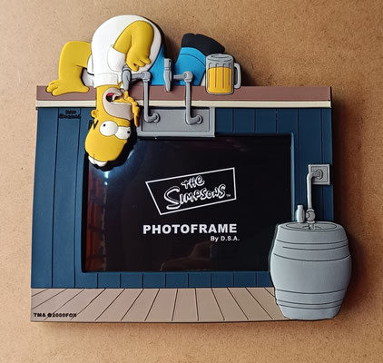 Portafoto goma Homer Simpson. Ref 18628. 18x18