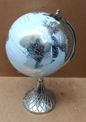 Globo terráqueo plata. Ref 441204. 33x18