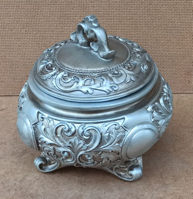 Caja resina. Ref 38882. 15x12